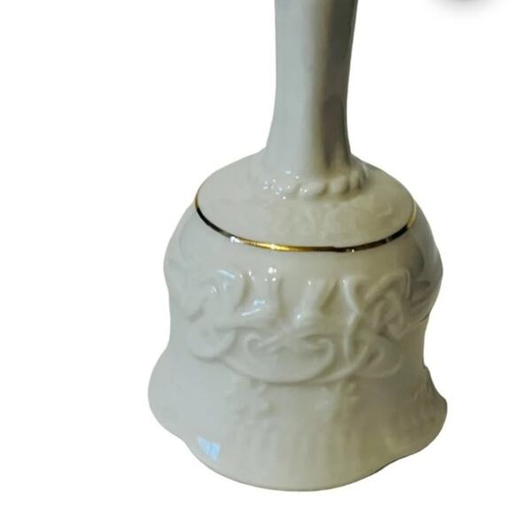 Belleek Ireland Christmas Bell Figurine Gift Holiday vtg Heart Love Gold Irish